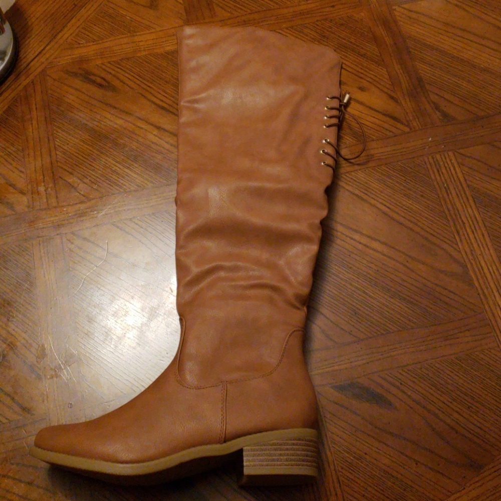 🍁Vegan Leather Tan Riding Boots 🍁 - Picture 3 of 7